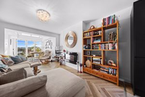 Photo 25- click for photo gallery